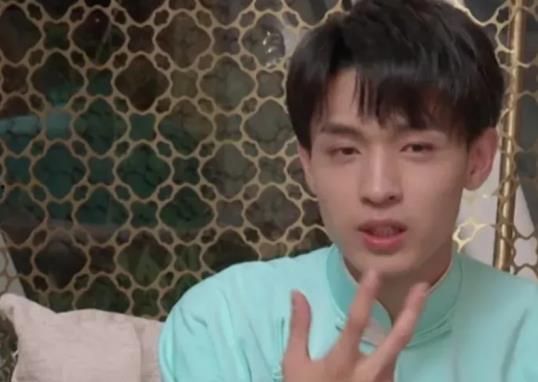 谁爆料的秦霄贤视频,背后真相引发热议  第2张 谁爆料的秦霄贤视频,背后真相引发热议  第2张