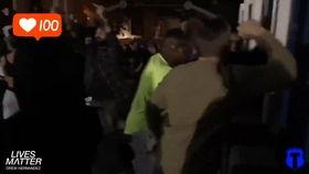 美国爆料离婚破事视频,揭秘幕后真相与私密视频曝光  第3张 美国爆料离婚破事视频,揭秘幕后真相与私密视频曝光  第3张