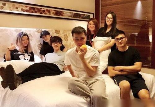 粉红谎言爆料视频,视频揭露真相背后的秘密  第3张 粉红谎言爆料视频,视频揭露真相背后的秘密  第3张