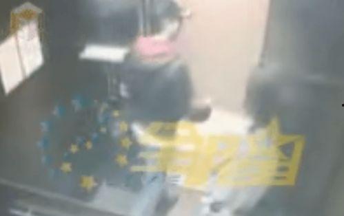 卓伟最新爆料电梯门,电梯门事件引发热议,真相究竟如何?  第2张 卓伟最新爆料电梯门,电梯门事件引发热议,真相究竟如何?  第2张