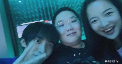 网红吃瓜事件群,揭秘网络舆论背后的真相与争议  第3张 网红吃瓜事件群,揭秘网络舆论背后的真相与争议  第3张