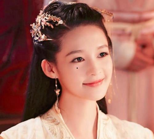 卓羲爆料李沁视频,事件背后真相揭秘  第2张 卓羲爆料李沁视频,事件背后真相揭秘  第2张