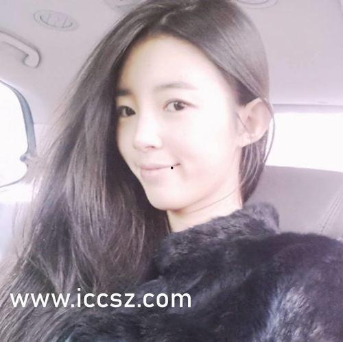 最新吃瓜爆料反差婊,反差婊背后的惊人真相,吃瓜群众直呼过瘾!